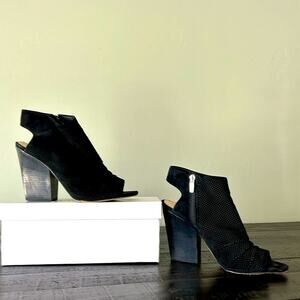 Vince Camuto Peep Toe Wedge size 9.5​​